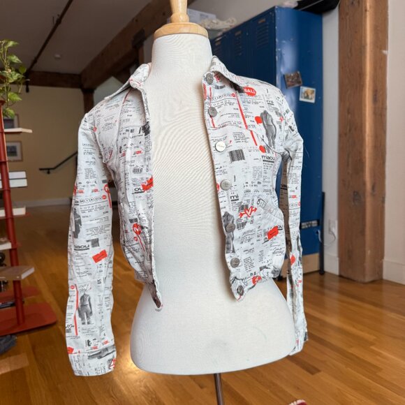 Miaou Printed Newspaper Patterns Jacket with western details cropped button down - Picture 2 of 5